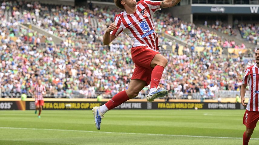 Barrios, do Atlético de Madri, comemora gol marcado contra o Seattle Sounders, pelo Mundial de Clubes (Foto: JUAN MABROMATA / AFP)