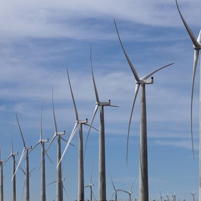 Empresas abandonam projetos de energia renovável no Brasil devido a baixo retorno