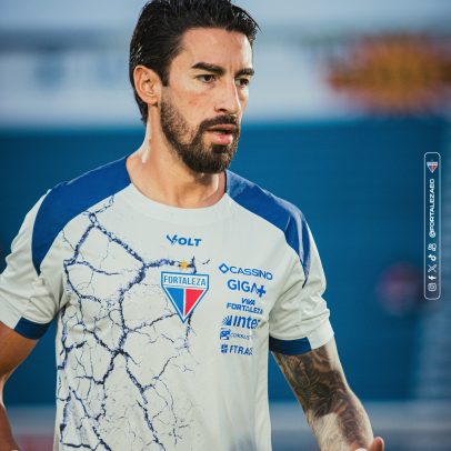 Influenciador e jogador do Fortaleza são citados em investigação no Corinthians