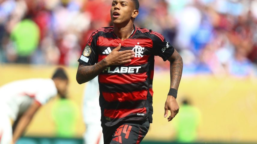 Wallace Yan marcou em vitória do Flamengo sobre o Chelsea (Foto: Gilvan de Souza/Flamengo)