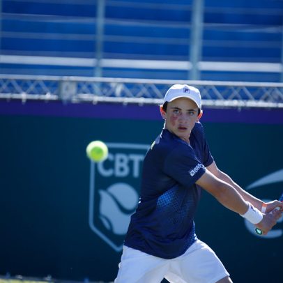 Jogadores brasileiros disputam finais de torneio juvenil da ITF