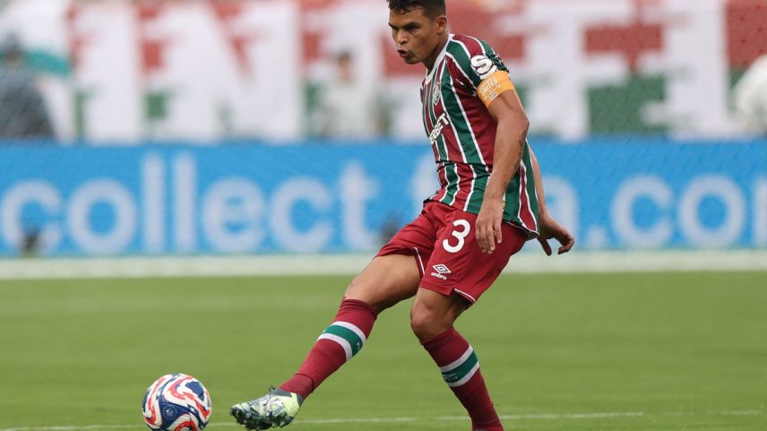 Thiago Silva começa no banco de reservas contra Mamelodi Sundowns-AFS (Foto: Francois Nel / GETTY IMAGES NORTH AMERICA / Getty Images via AFP)