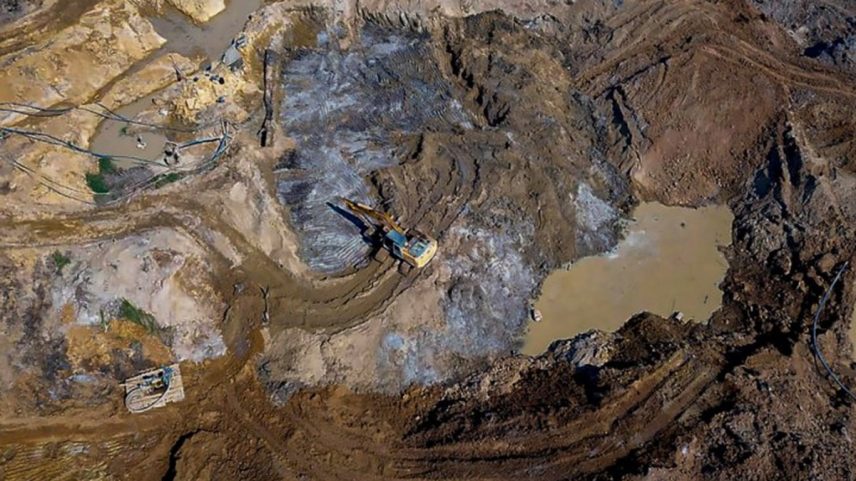 Área devastada pelo garimpo ilegal em Ourilândia do Norte, no Pará (Foto: Divulgação / Agência Pará)