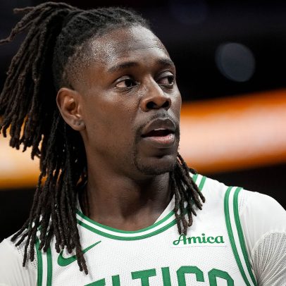 Celtics trocam Jrue Holiday por Anfernee Simons e escolhas no draft