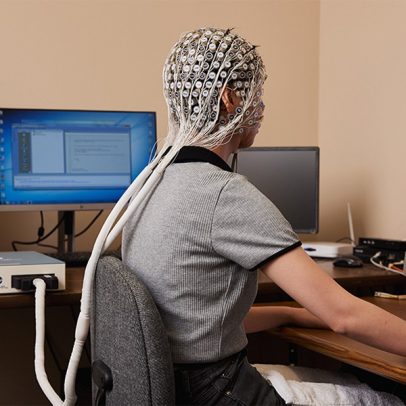 Estudo revela impacto do uso do ChatGPT na atividade cerebral humana