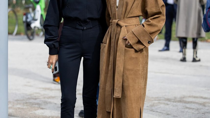 Calça capri com salto: como usar o combo que é a tendência da vez (Foto: Getty Images)