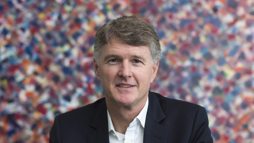 Brian Murray quer reduzir a dependência da China para impressão de livros e tem fechado parcerias no mundo todo, inclusive no Brasil (Foto: Edilson Dantas / Agência O Globo)