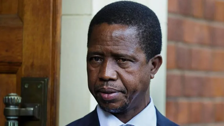 Edgar Lungu (acima) e seu sucessor, o presidente Hakainde Hichilema, tiveram um relacionamento tenso que remonta a muitos anos - Foto: Photothek via Getty Images