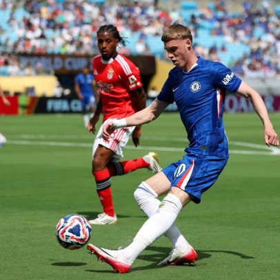 Chelsea testa Cole Palmer como ponta esquerda no Mundial de Clubes