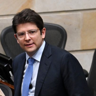 Família de pré-candidato processa Petro por assédio e incitação ao ódio