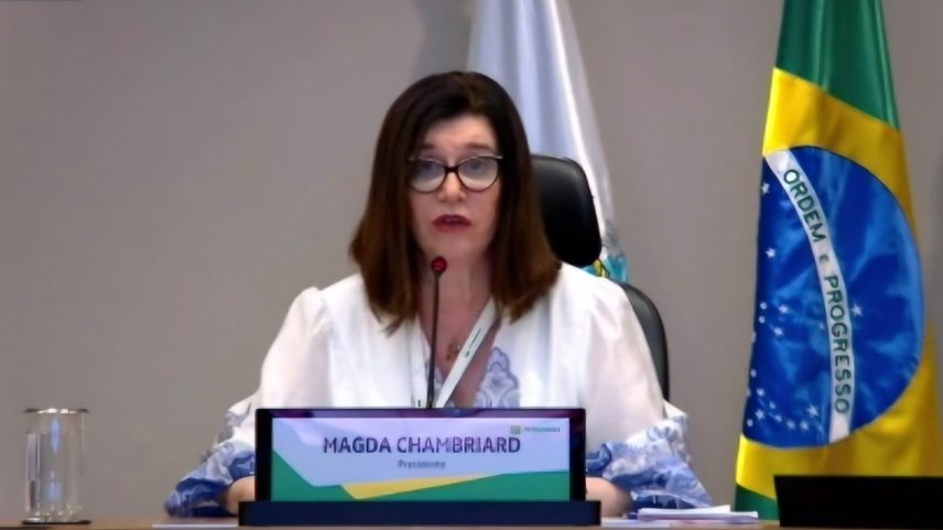 Magda Chambriard, presidente da Petrobras, teve indicação rejeitada para a diretoria de transição energética (Foto: Reprodução)