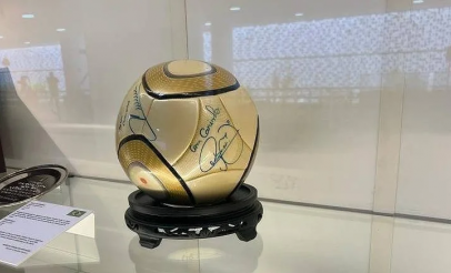 STF condena homem por furto de bola autografada por Neymar