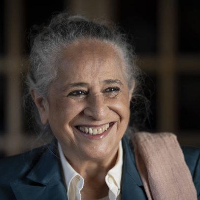 Maria Bethânia celebra 60 anos de carreira e relembra momentos marcantes