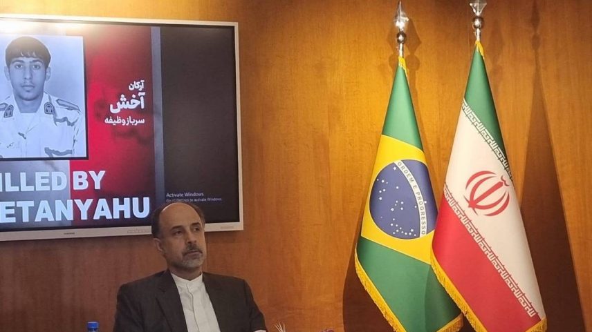 Embaixador do Irã no Brasil, Abdollah Nekounam, durante entrevista coletiva na embaixada iraniana, em Brasília (Foto: Guilherme Botacini - 26.jun.25/Folhapress)