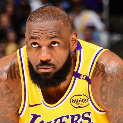 Agências da NBA fecham novos contratos e movimentam o mercado de jogadores