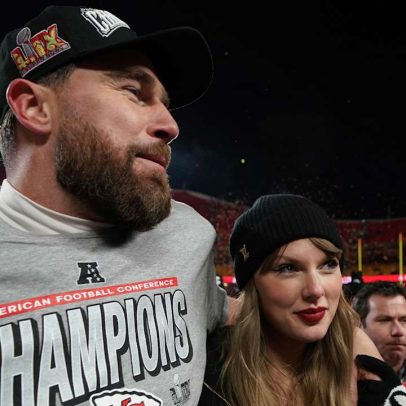 Taylor Swift surpreende com apresentação no Tight End University, no Tennessee
