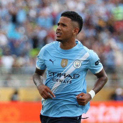Savinho marca golaço e destaca crescimento do Manchester City na temporada