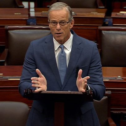 Senado inicia votação maratona sobre o 'grande e belo projeto' de Trump