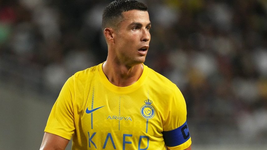 Cristiano Ronaldo do Al-Nassr reage durante a partida amistosa de pré-temporada entre Paris Saint-Germain e Al-Nassr no Yanmar Stadium Nagai em 25 de julho de 2023, em Osaka, Japão. (Foto: Etsuo Hara/Getty Images)