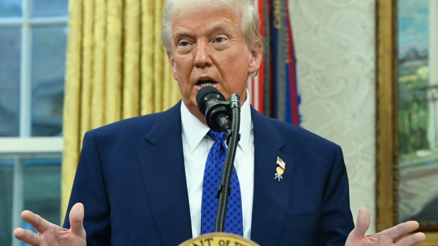 Trump, Fed e déficit: o que explica a queda global de quase 10% do dólar em 2025 (Foto: Reprodução)