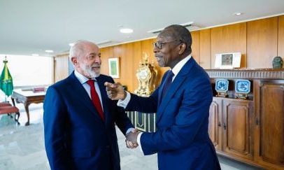 Lula e presidente do Benin promovem parcerias em agricultura e aviação