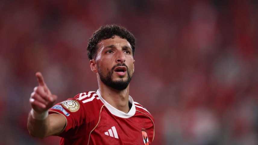Wessam Abou Ali marcou três gols para o Al Ahly diante do Porto (Foto: FRANCK FIFE / AFP)