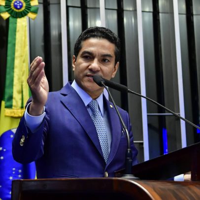 Líder partidário critica decisão de Lula de recorrer ao STF sobre decreto derrubado