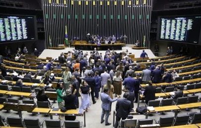 Câmara define novo presidente do Conselho de Ética em votação decisiva