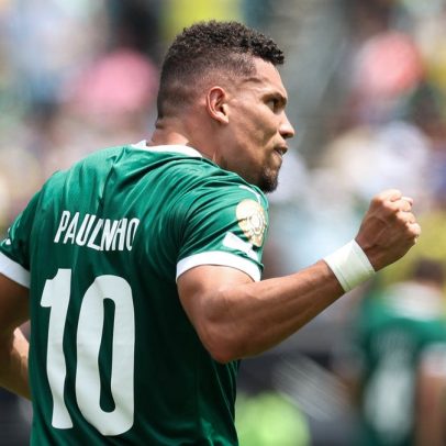 Paulinho passará por nova cirurgia na perna, revela Abel sobre lesão do atacante