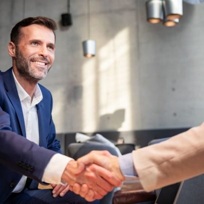 Ouribank planeja liberar R$ 2 bilhões em crédito para empresas até 2025