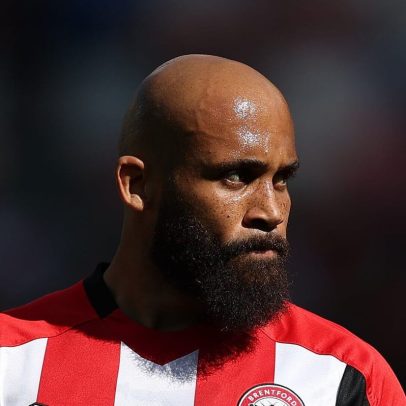 Bryan Mbeumo pode permanecer no Brentford, segundo declaração do dirigente