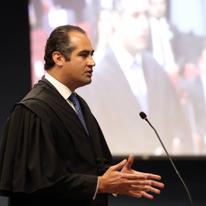 Advogado de réu gera polêmica ao afirmar ter conversado sobre delação com Mauro Cid