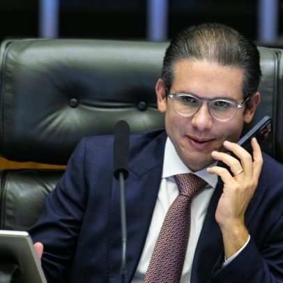 Câmara e Senado se unem para impedir aumento de impostos, afirma Motta a empresários
