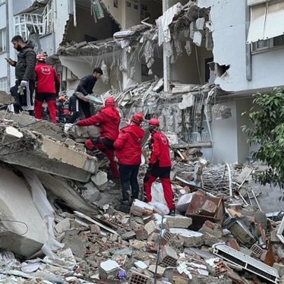 Google utiliza bilhões de celulares para detectar terremotos e enviar alertas