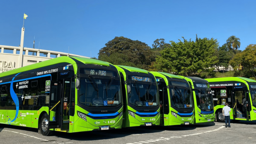 Ônibus elétrico, São Paulo. 23.07.2025 (Foto: Lorena Barros / UOL)