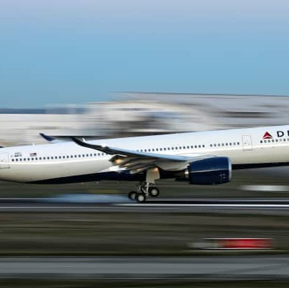 Delta anuncia nova segmentação nas classes premium de suas cabines aéreas
