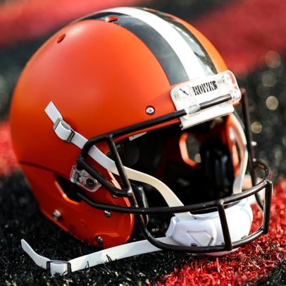 Governador de Ohio aprova orçamento de US$ 60 bilhões com verba para novo estádio dos Browns