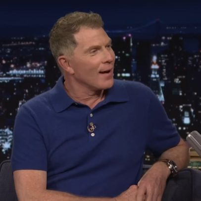 Bobby Flay sugere pop star para interpretá-lo em musical da Broadway