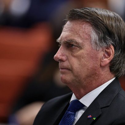 Moraes impõe medidas restritivas a Bolsonaro, incluindo tornozeleira eletrônica