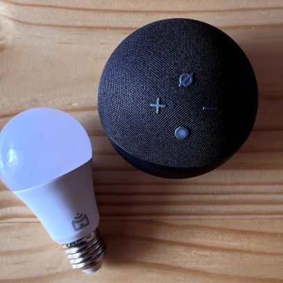 Descontos de até 42% em Echo Dot, Pop e Show; veja qual escolher
