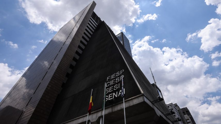 Representantes da indústria, como a Fiesp, pediram prazo de 90 dias antes da aplicação das tarifas de 50% dos EUA contra produtos brasileiros (Foto: Werther Santana/Estadão)