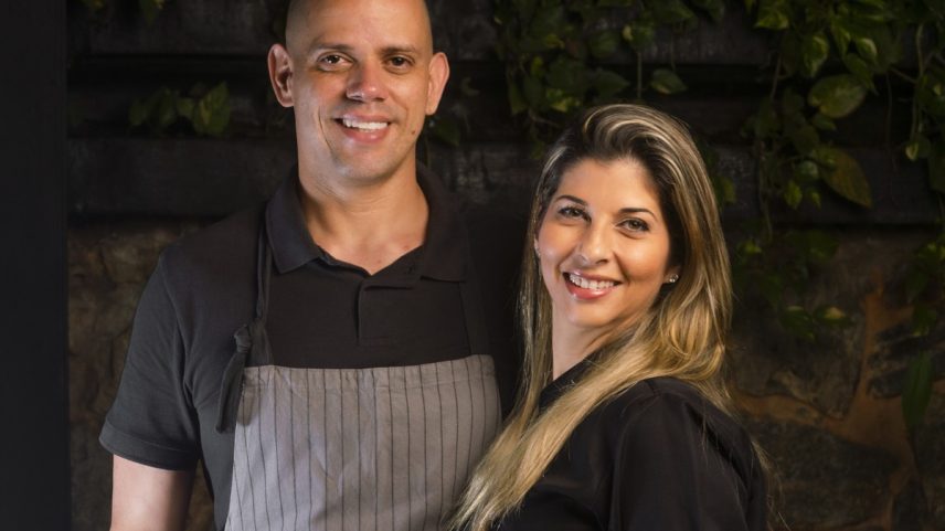 Origem: os chefs Fabrício Lemos e Lisiane Arouca — Foto: Divulgação / Foto de Leonardo Freire