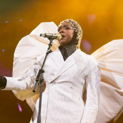 Lauryn Hill esclarece mal-entendidos sobre atrasos em seus shows