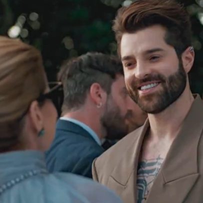 Alok se defende após flerte com Odete e revela que Romana assiste à novela