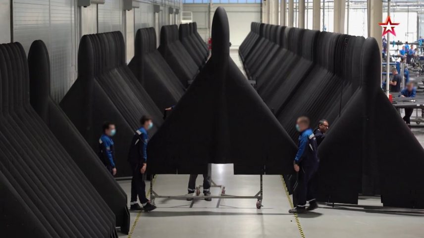 Maior fábrica de drones do mundo emprega adolescentes na Rússia (Foto: Divulgação)