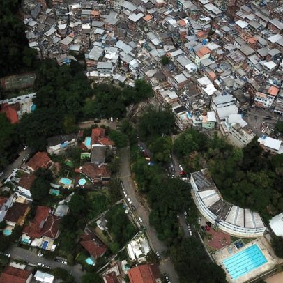 Pobres no Brasil pagam três vezes mais impostos que os super-ricos, revela Oxfam
