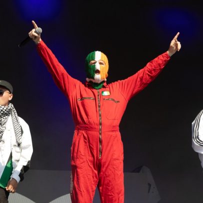 Kneecap não enfrentará acusações criminais após apresentação em Glastonbury