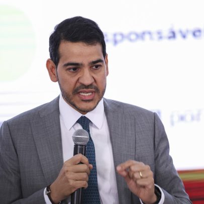 Ministro da AGU se encontra com Moraes para discutir sanções dos EUA
