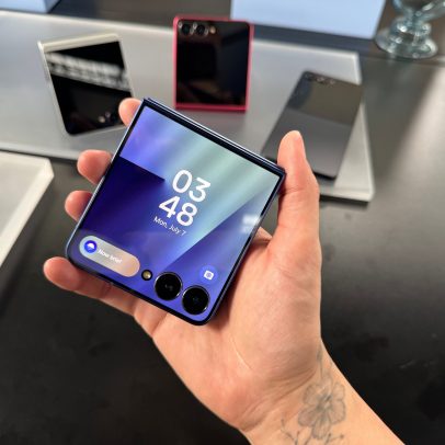 Samsung lança novos dobráveis e smartwatches no Brasil com preços competitivos