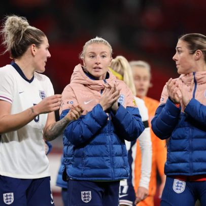 Lionesses buscam novos líderes na ausência de Bright e Earps